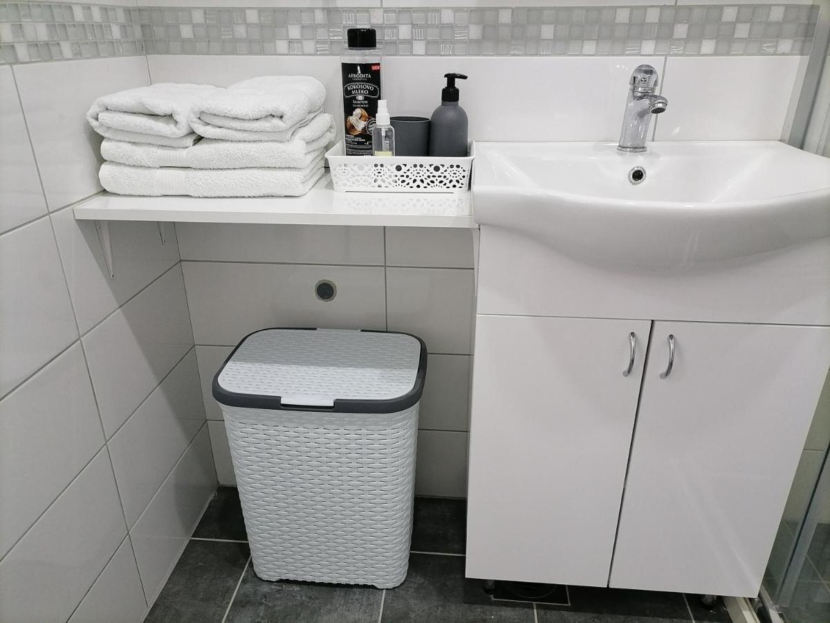 Ferienwohnung Svjetlanalex 2 Banja Koviljača Exterior foto